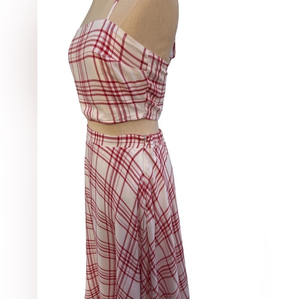 Lulu's Plaid Crop Top and Midi Skirt set Size Small - Picture 3 of 8